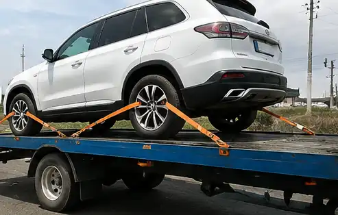 بعد از امداد: بارگیری و مهار چرخ  شاسی‌بلند لوکس
